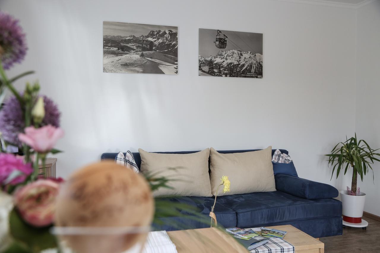 Appartments Am Esslgut Haus im Ennstal Buitenkant foto