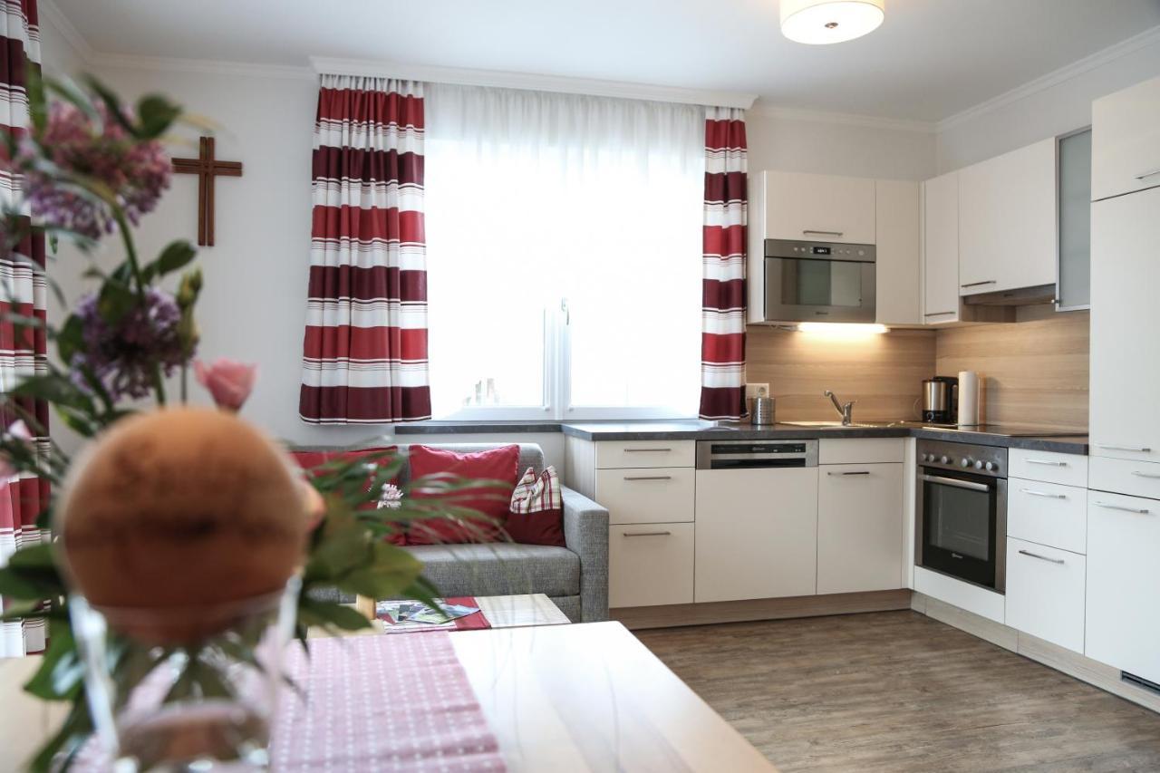 Appartments Am Esslgut Haus im Ennstal Buitenkant foto