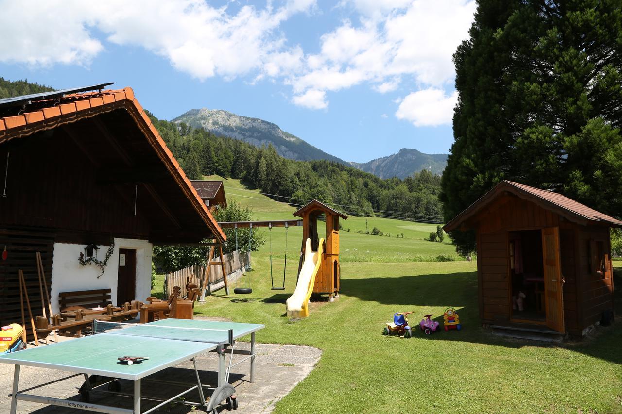 Appartments Am Esslgut Haus im Ennstal Buitenkant foto